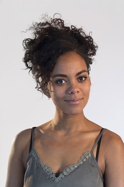 Dzifa Kusenuh backdrop