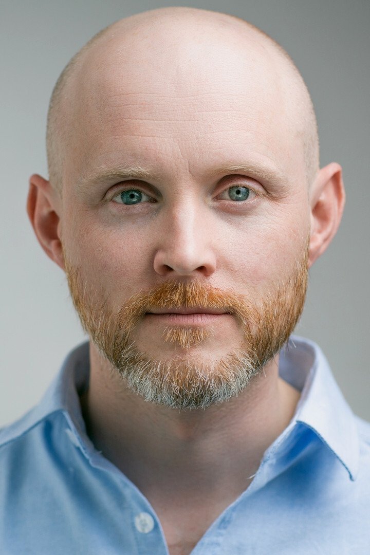 Warren Rusher backdrop