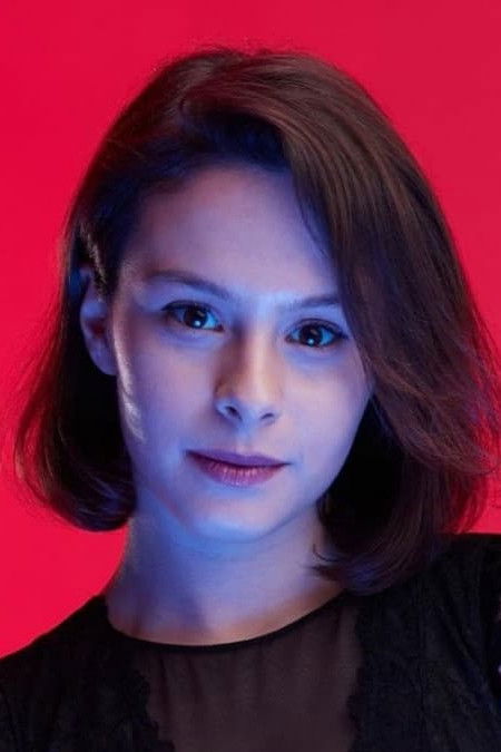 Gizem Katmer backdrop