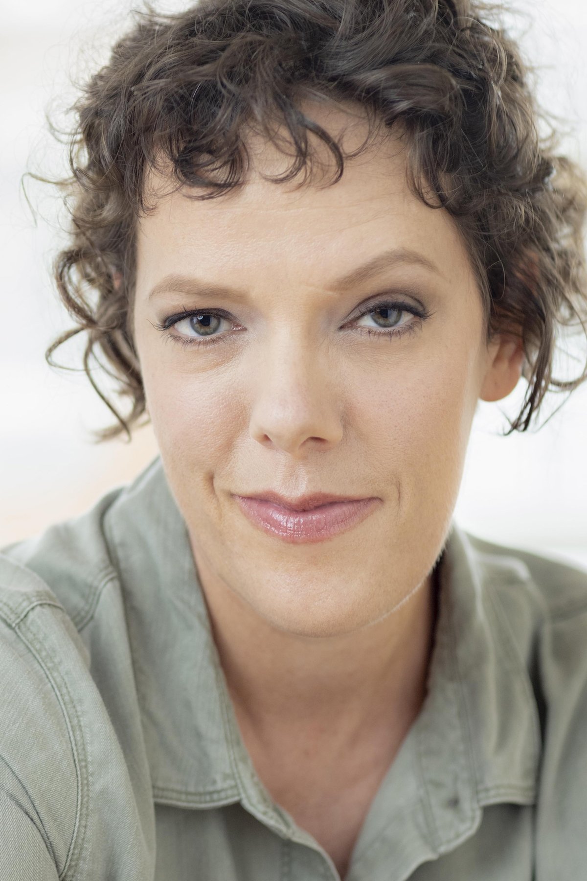 Amanda Bruton backdrop