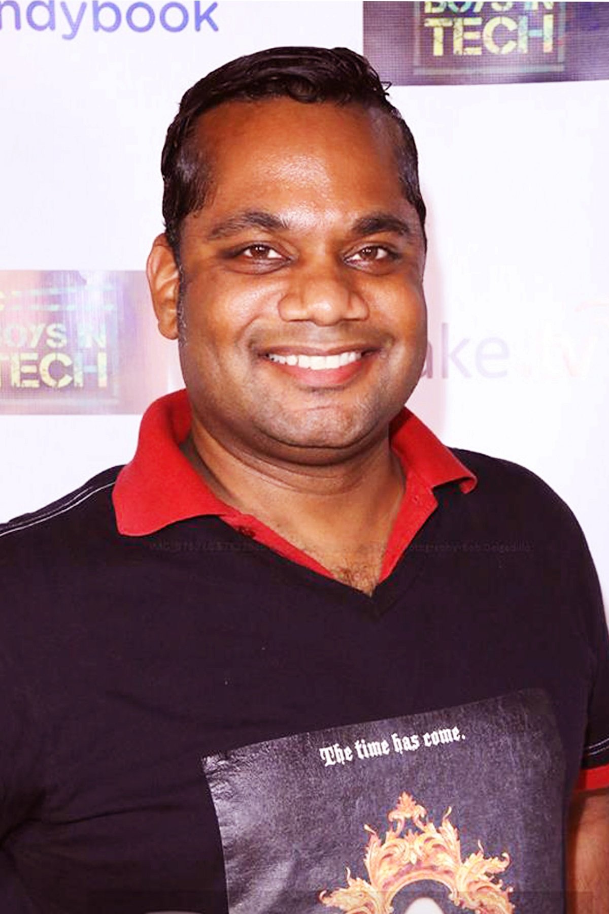 Jorge Ameer backdrop