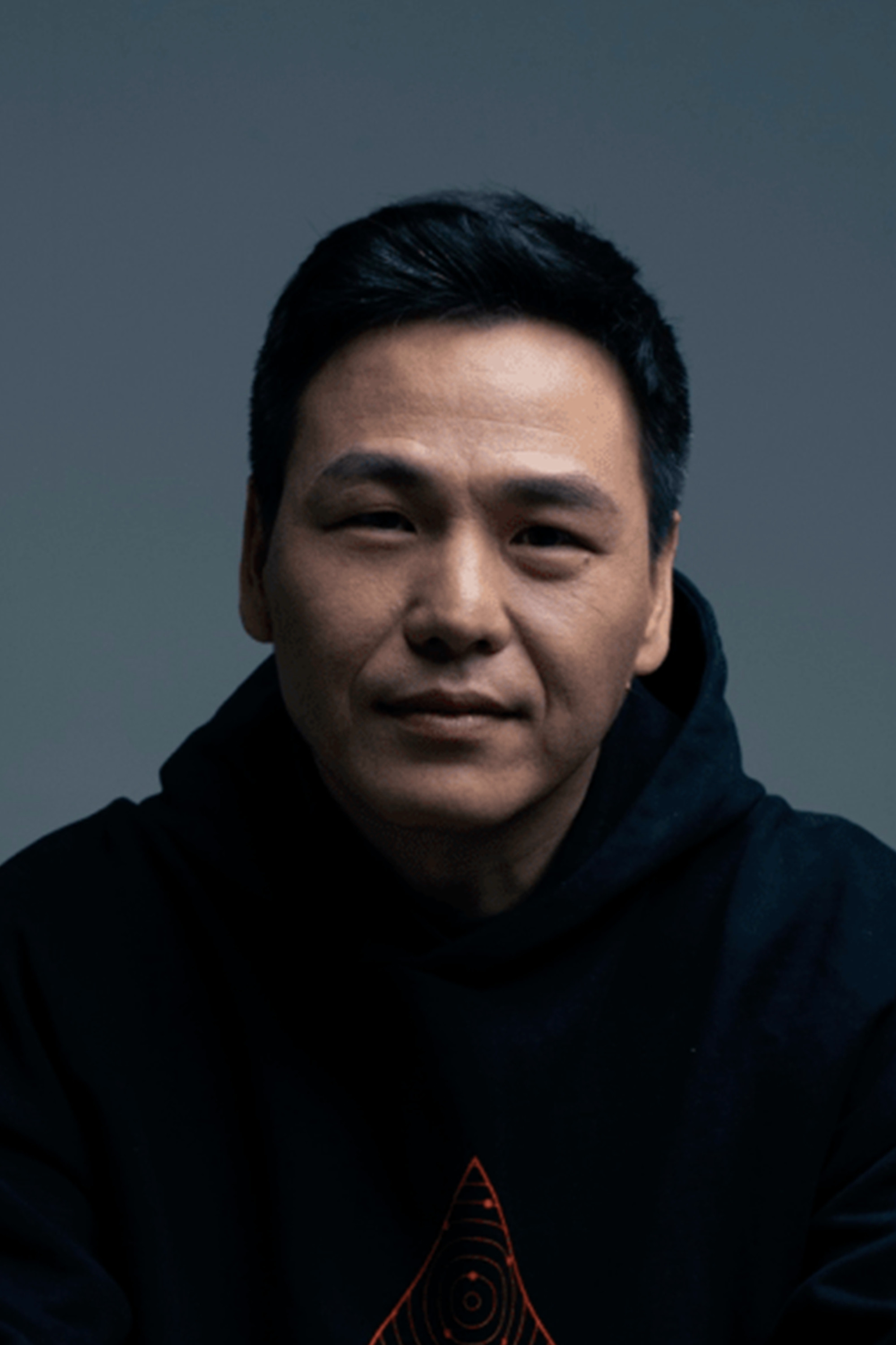 Xing Jianjun backdrop