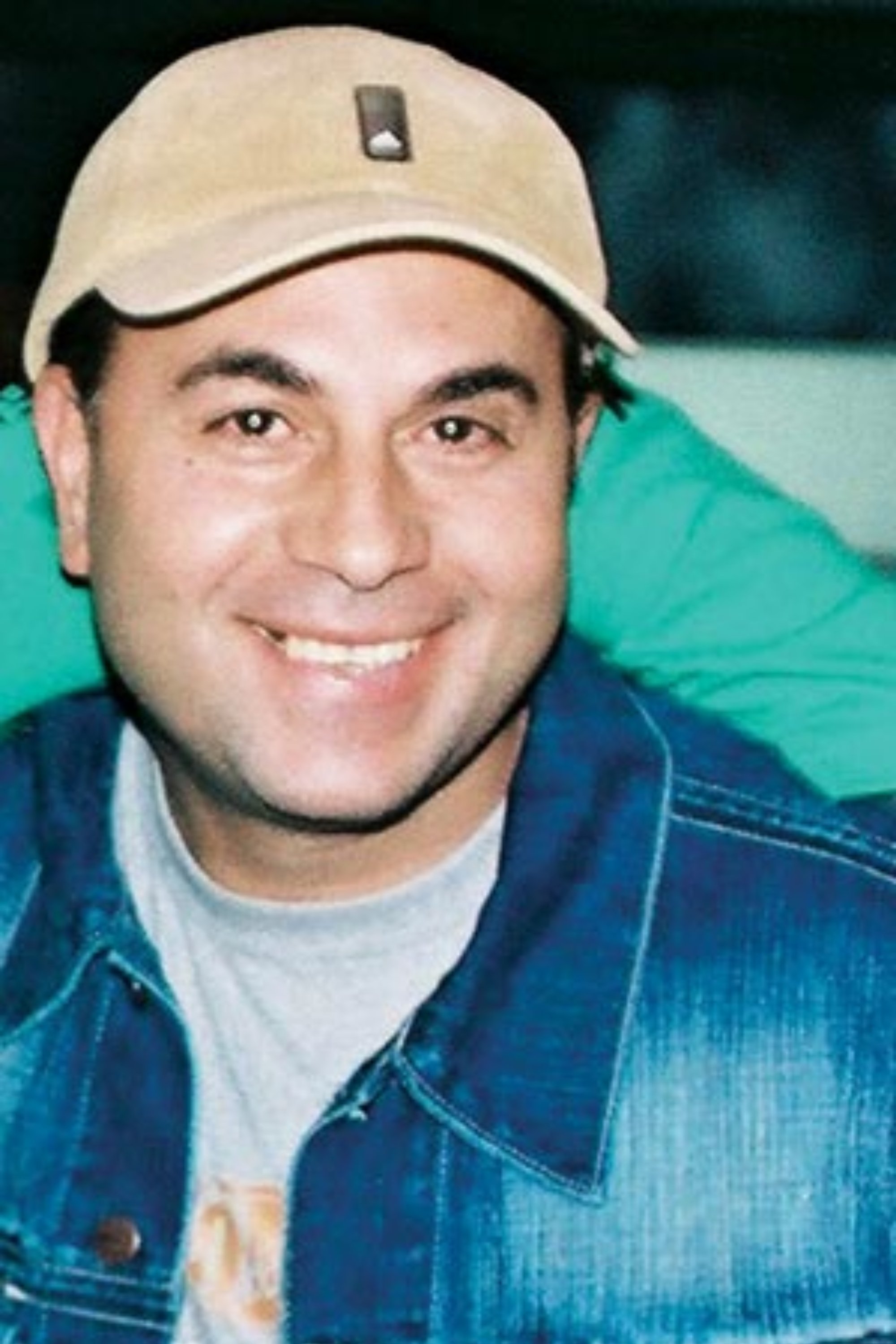 Ahmad El Baih backdrop