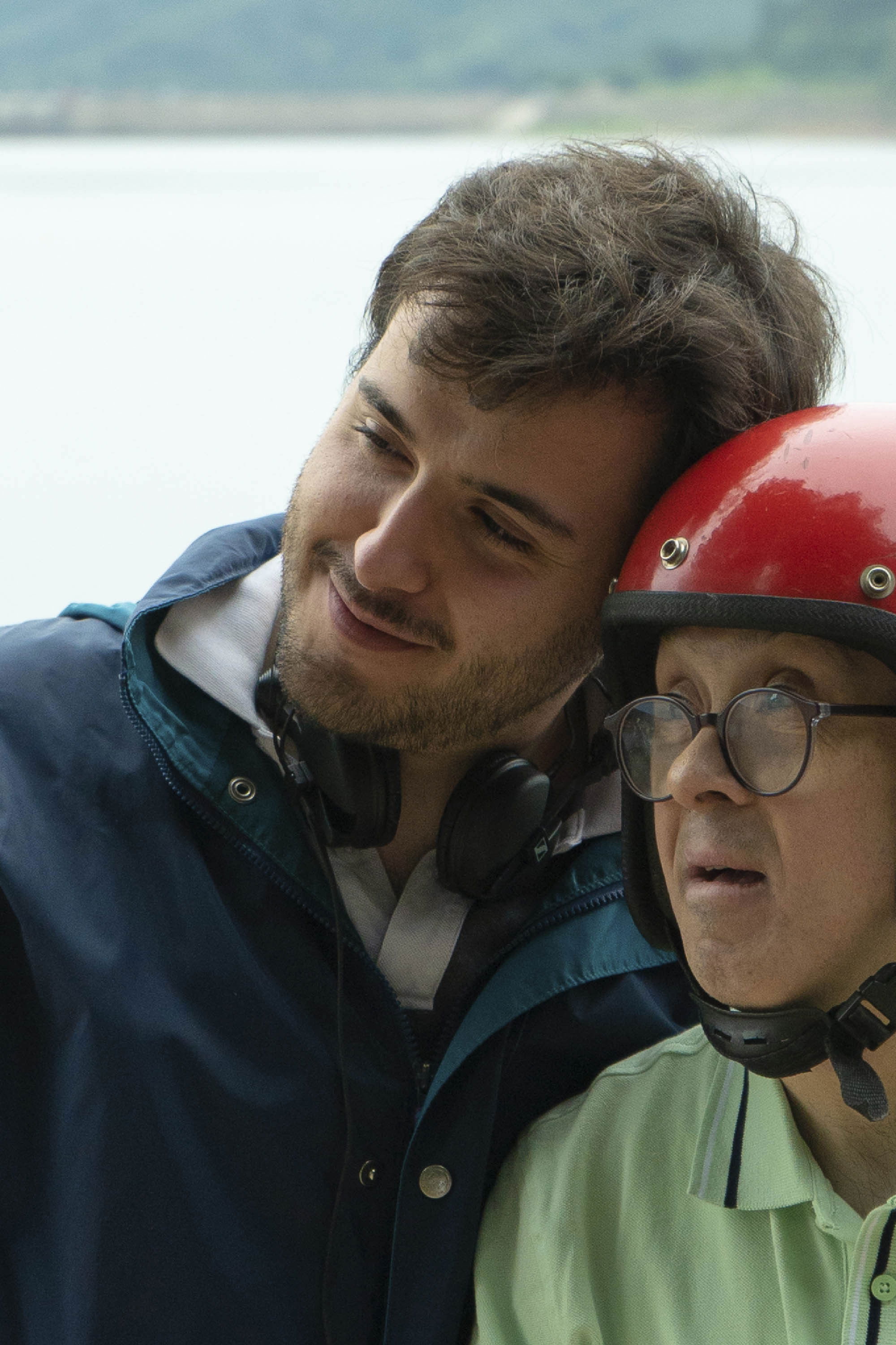 Luis Arrojo backdrop