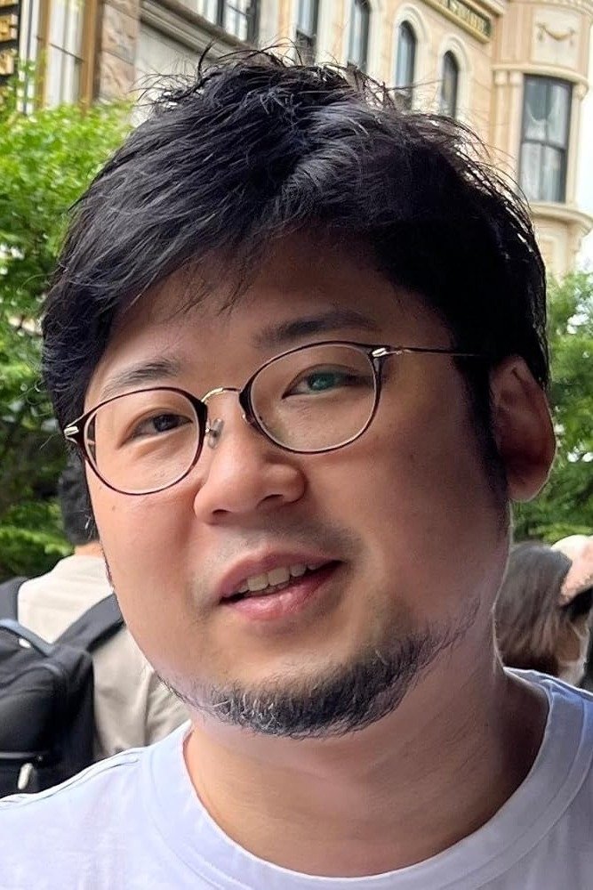 Misaki Kawamura backdrop