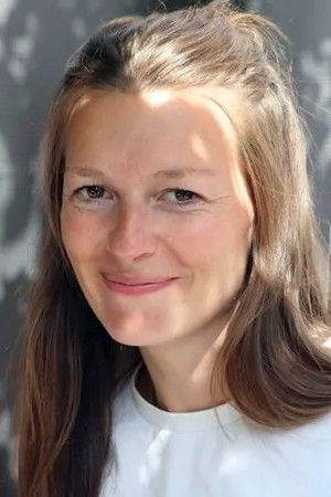 Jacinthe Madelin backdrop