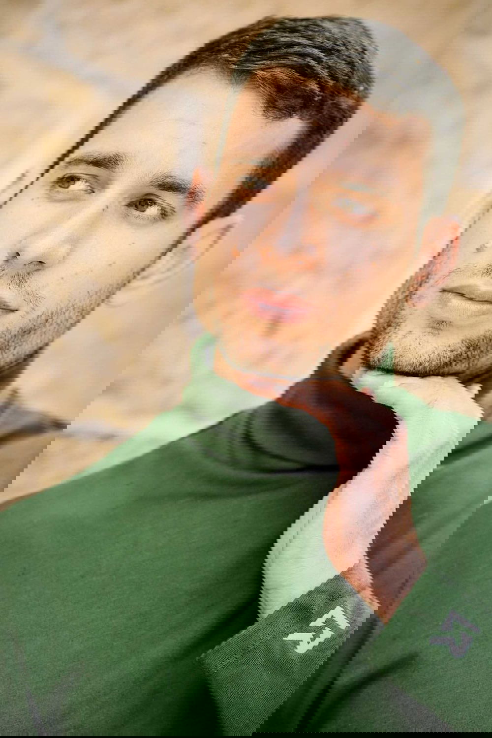 Anthony Moisset backdrop