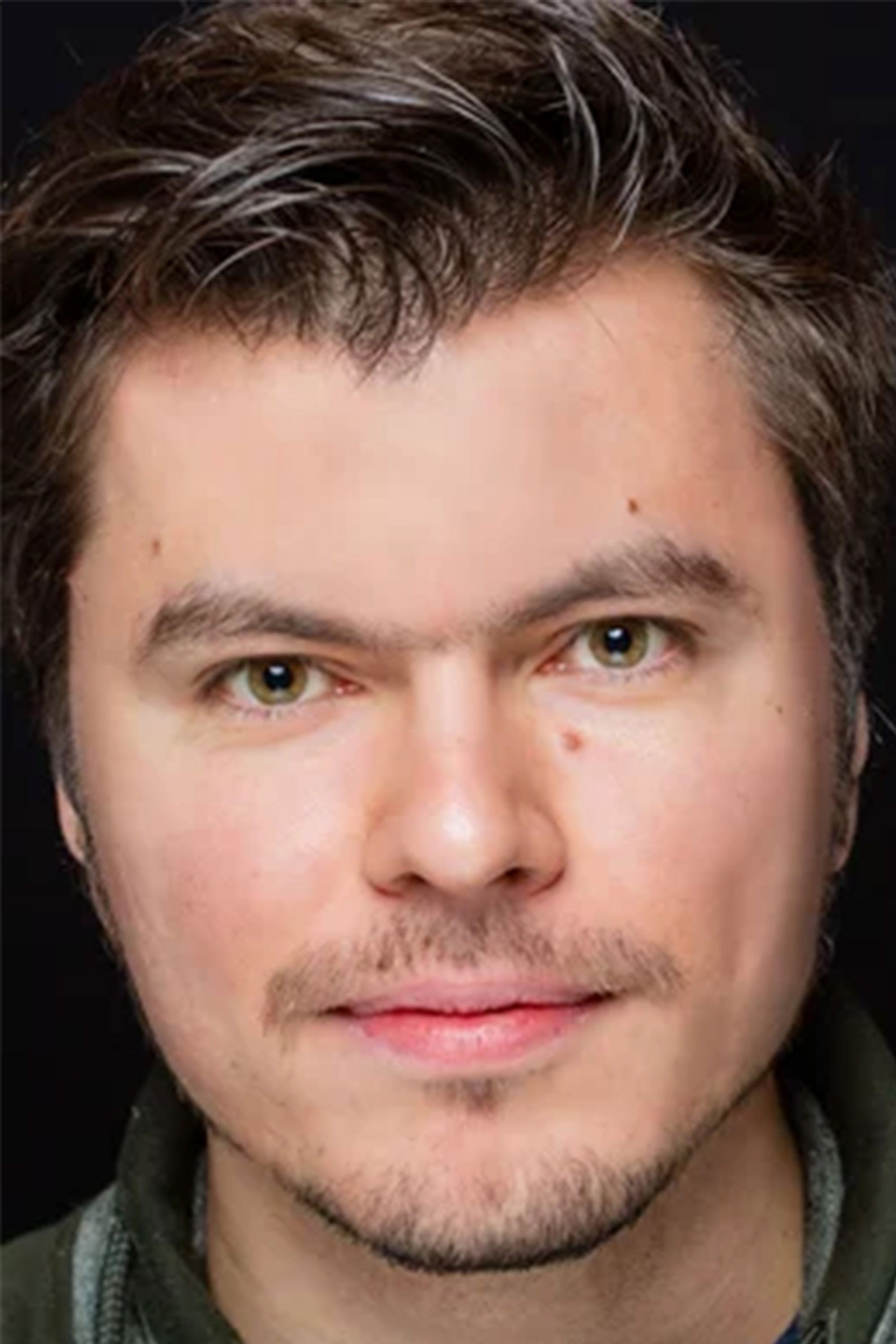 Antoine Dukravetz backdrop