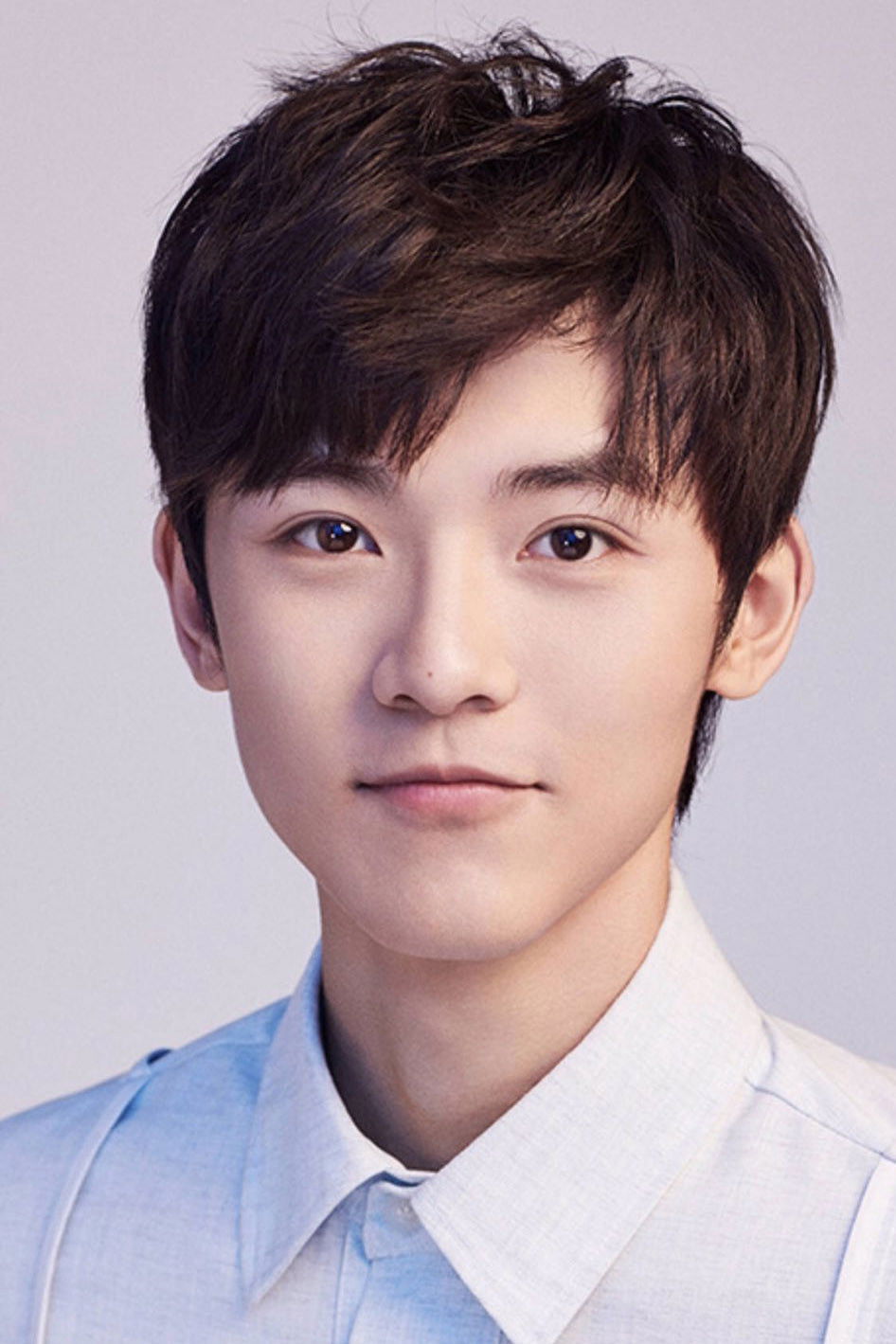 Qiu Hongkai backdrop