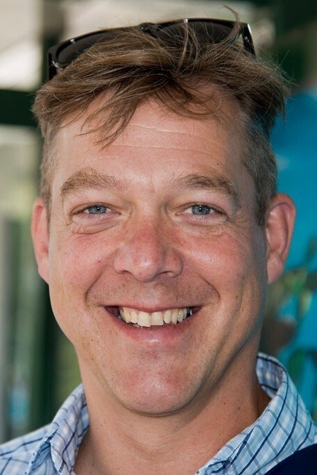 Riko Eklundh backdrop