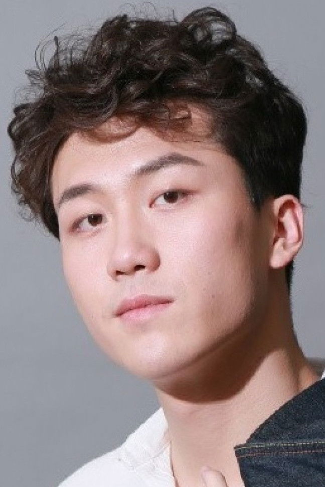 Liang Guodong backdrop