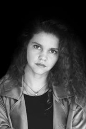 Kleopatra Perraki backdrop