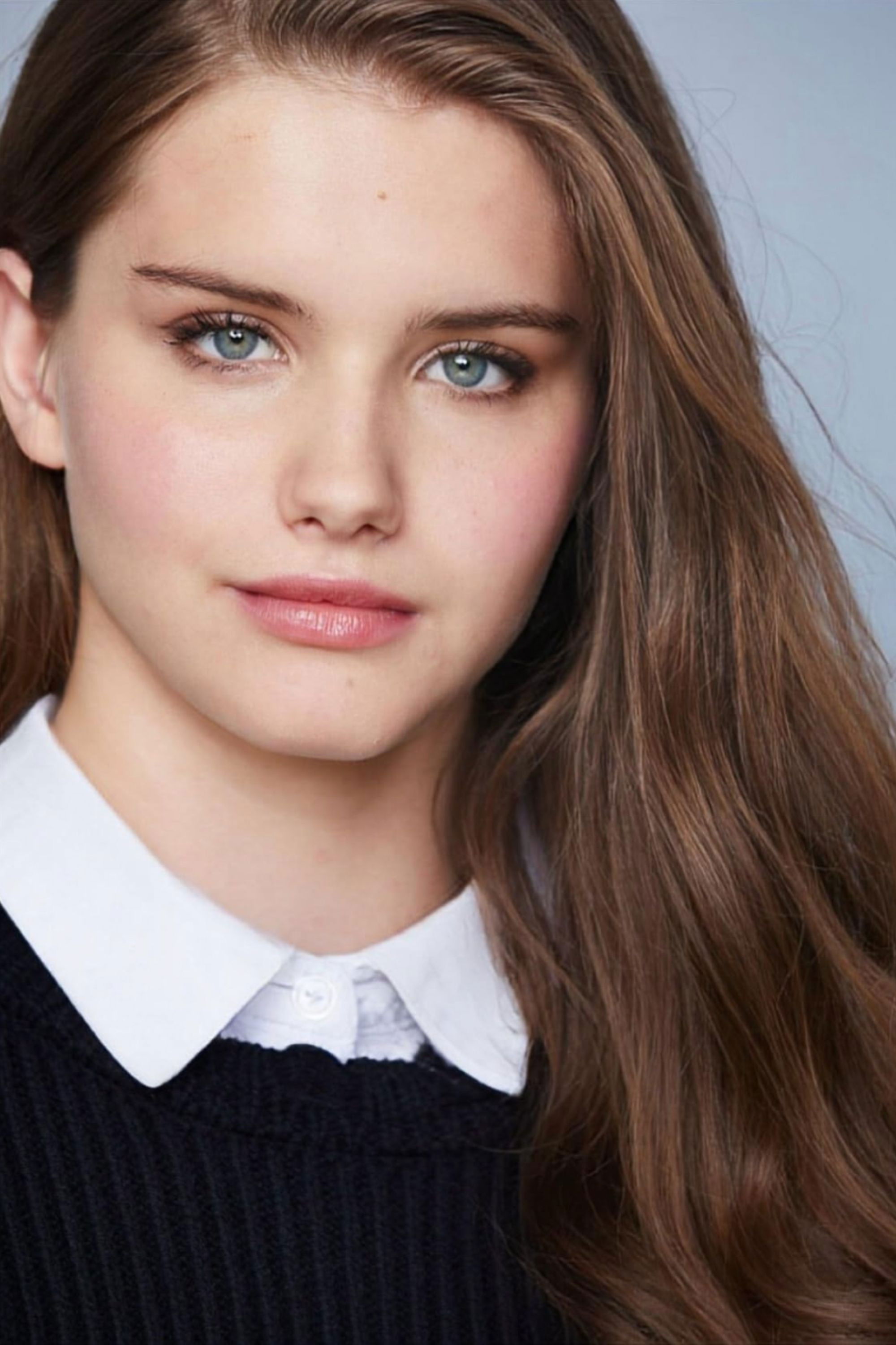 Logan Laurel backdrop