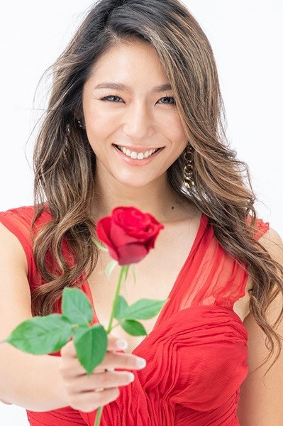 Moeko Fukuda backdrop