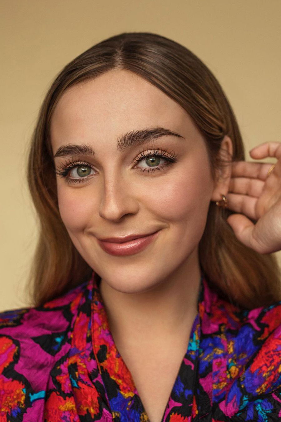 Chloée Deblois backdrop