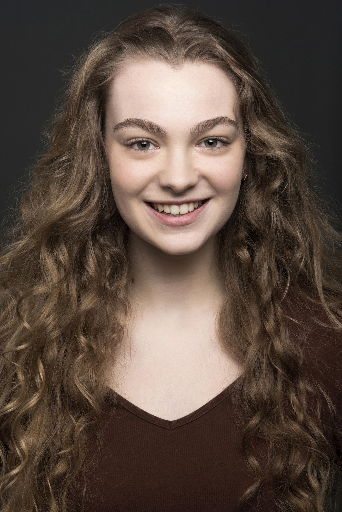 Ellie Bindman backdrop