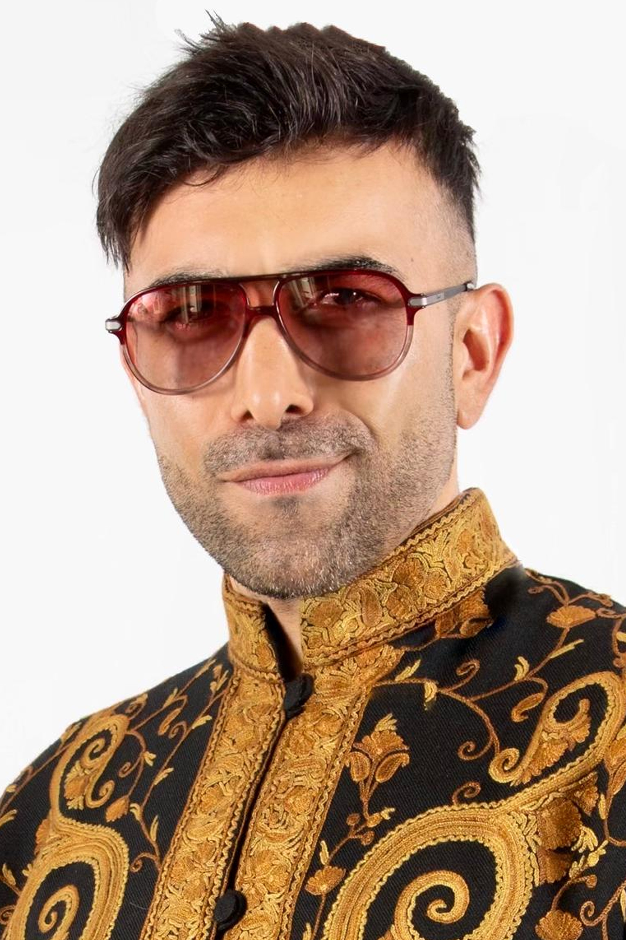 Sohrab Mirmont backdrop