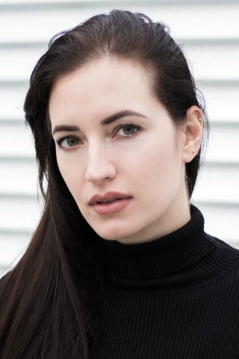 Stephanie Ranty backdrop