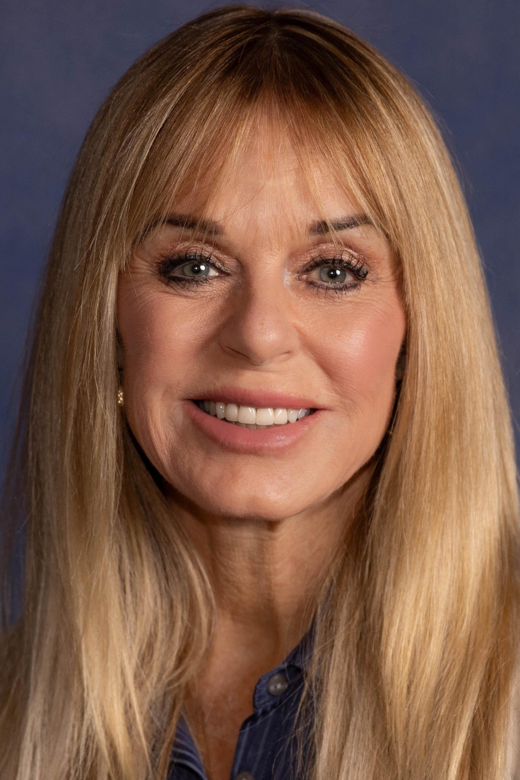 Leslie Koch Foumberg backdrop