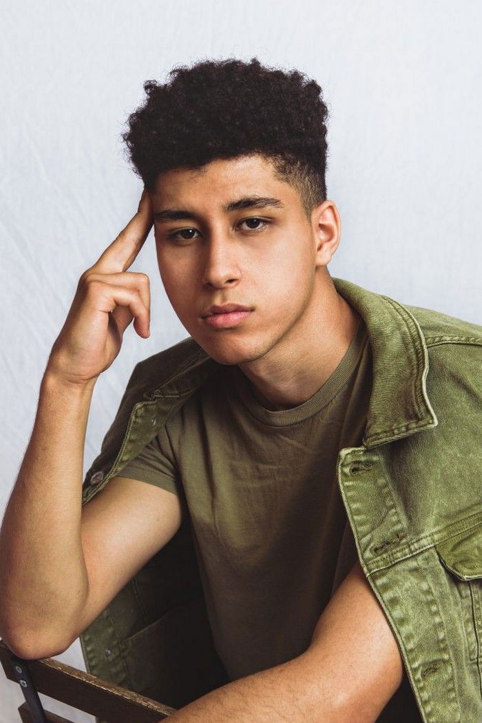 Khalid Guessaid backdrop