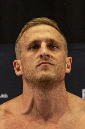 Jared Warren backdrop