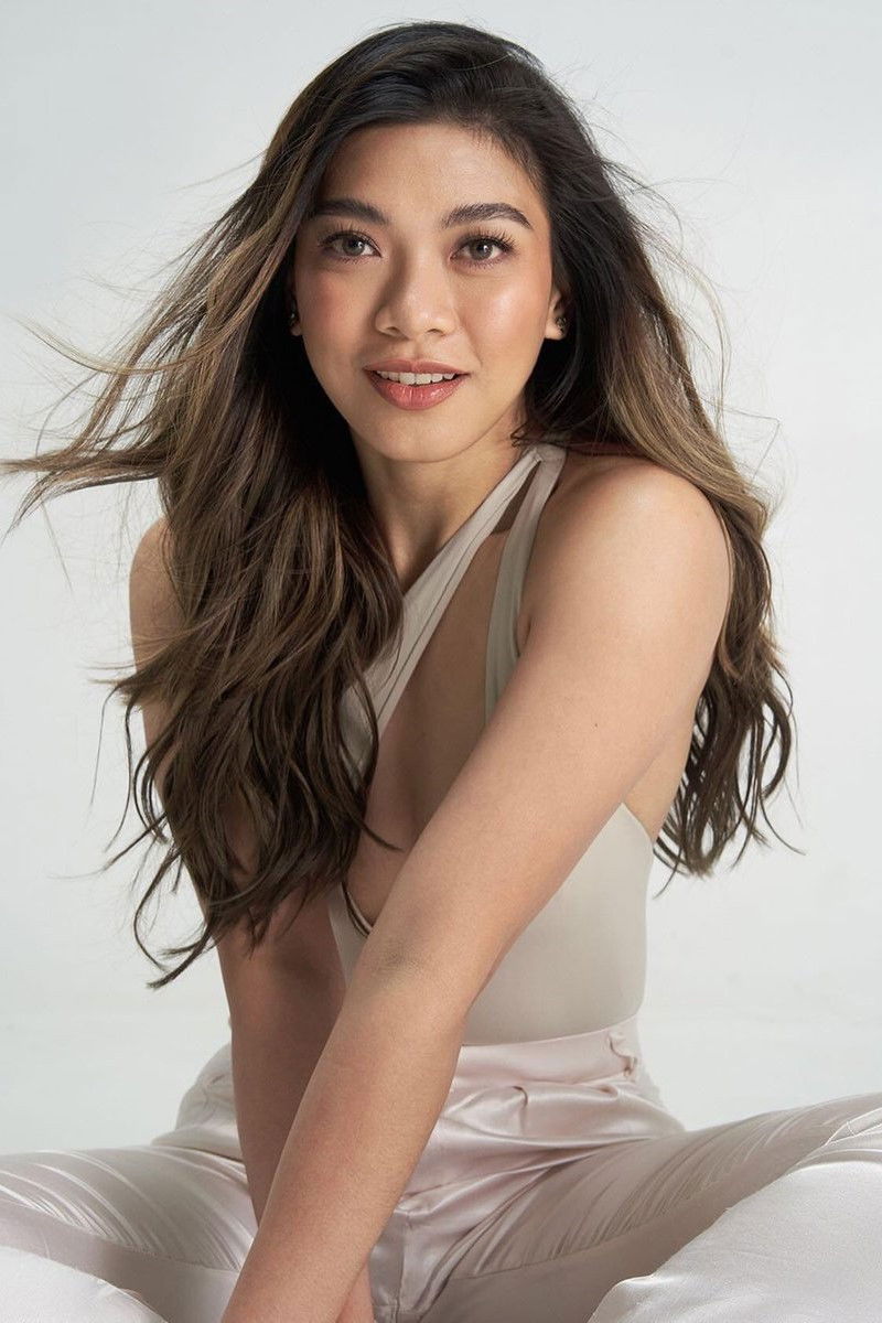 Alyssa Valdez backdrop