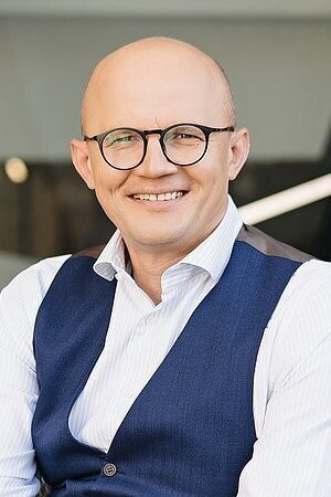 Edmundas Jakilaitis backdrop