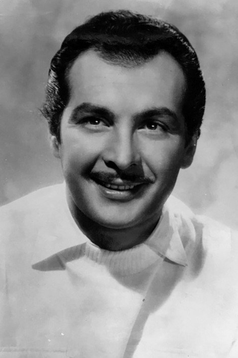 Armando Kalvo backdrop