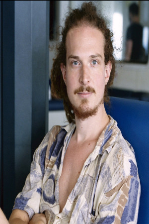 Máté Kőrösi backdrop