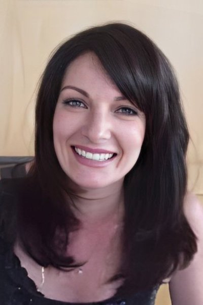 Leanne Halloran backdrop