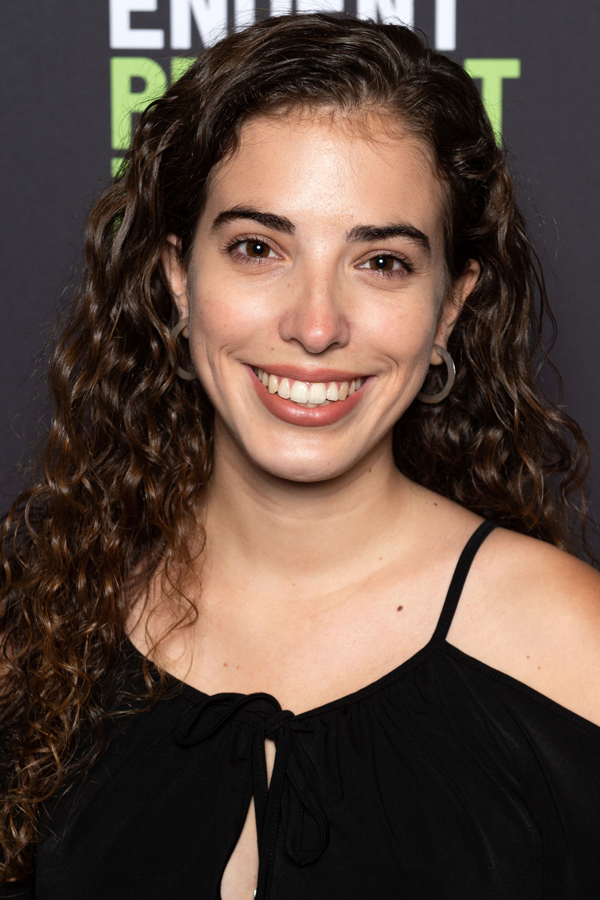 Mireia Vilanova backdrop