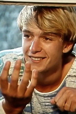 Sam Butterfield backdrop