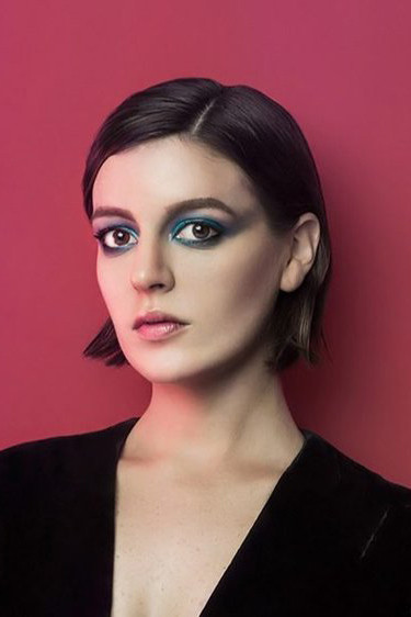 Paola Navarrete backdrop