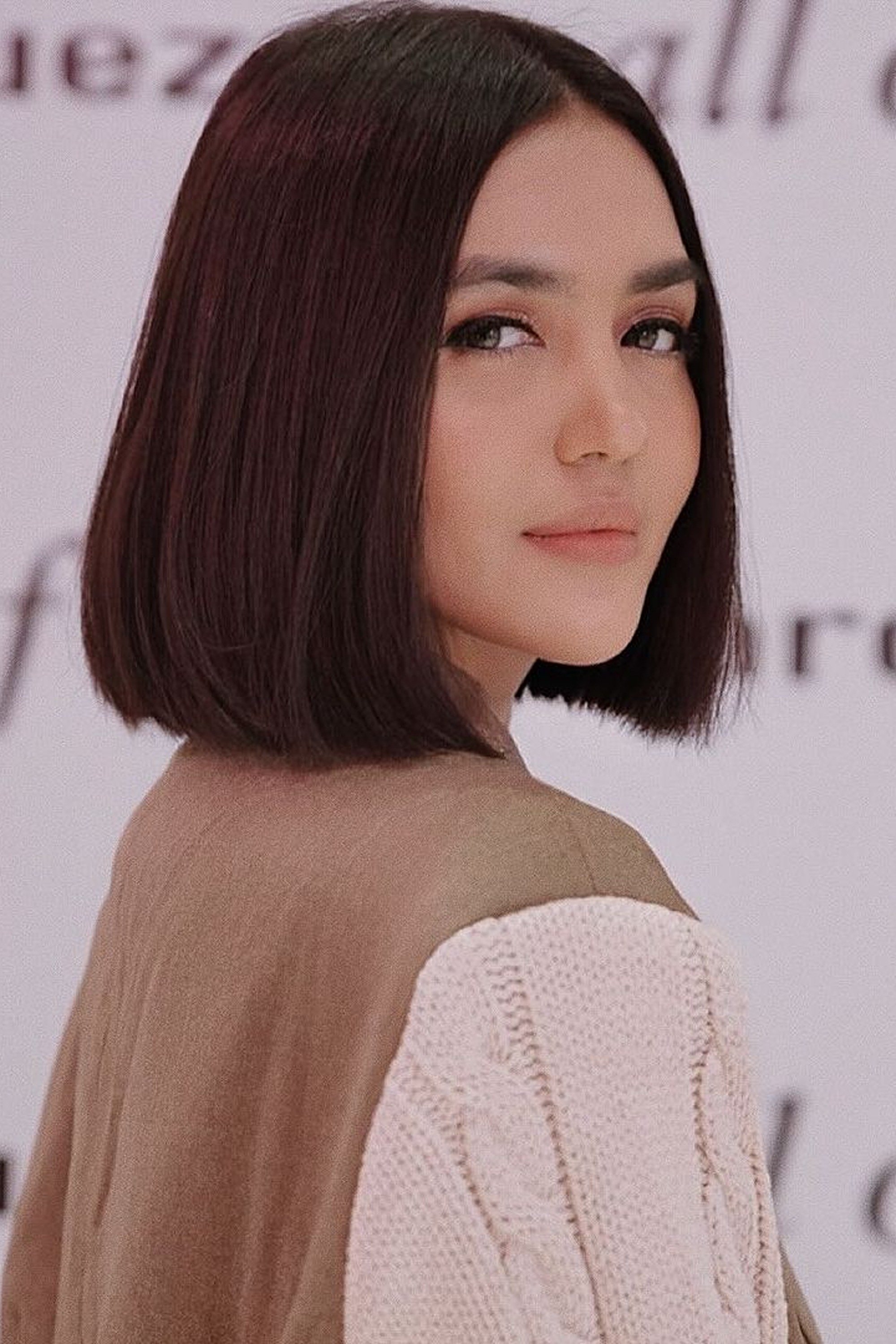 Anastasia Herzigova backdrop