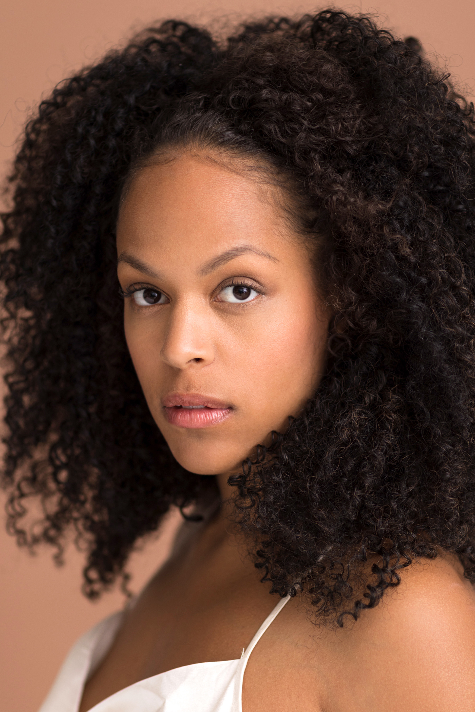 Paula Essam backdrop