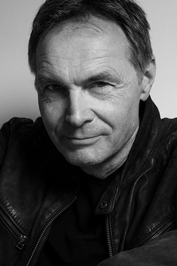 Piotr Seweryński backdrop