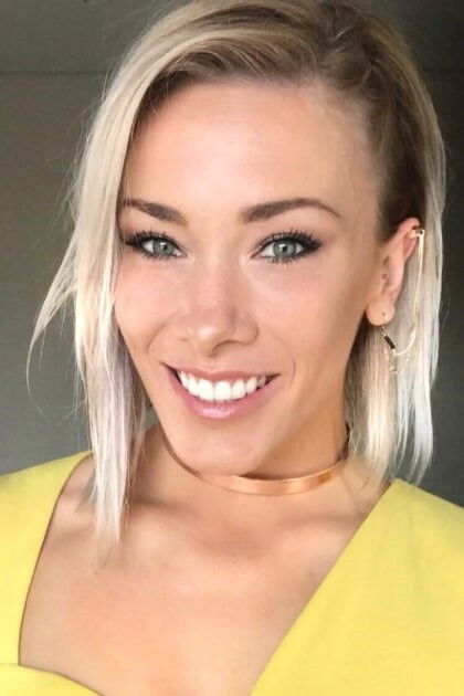 Caroline Buchanan backdrop