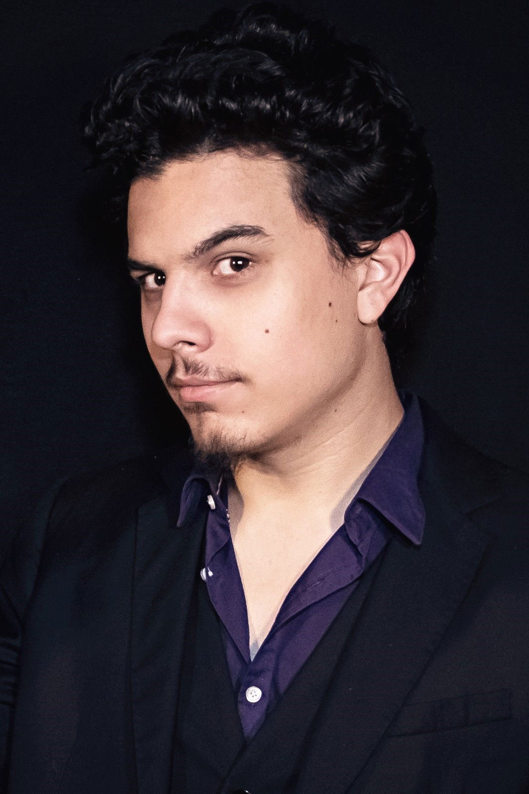 Clément Freze backdrop