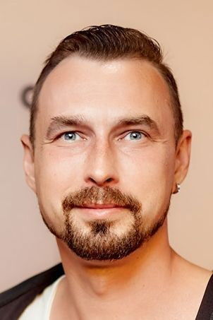 Serhii Kastornykh backdrop