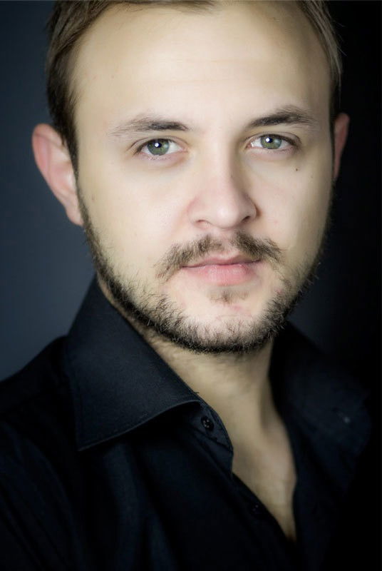 Muammer Tali backdrop