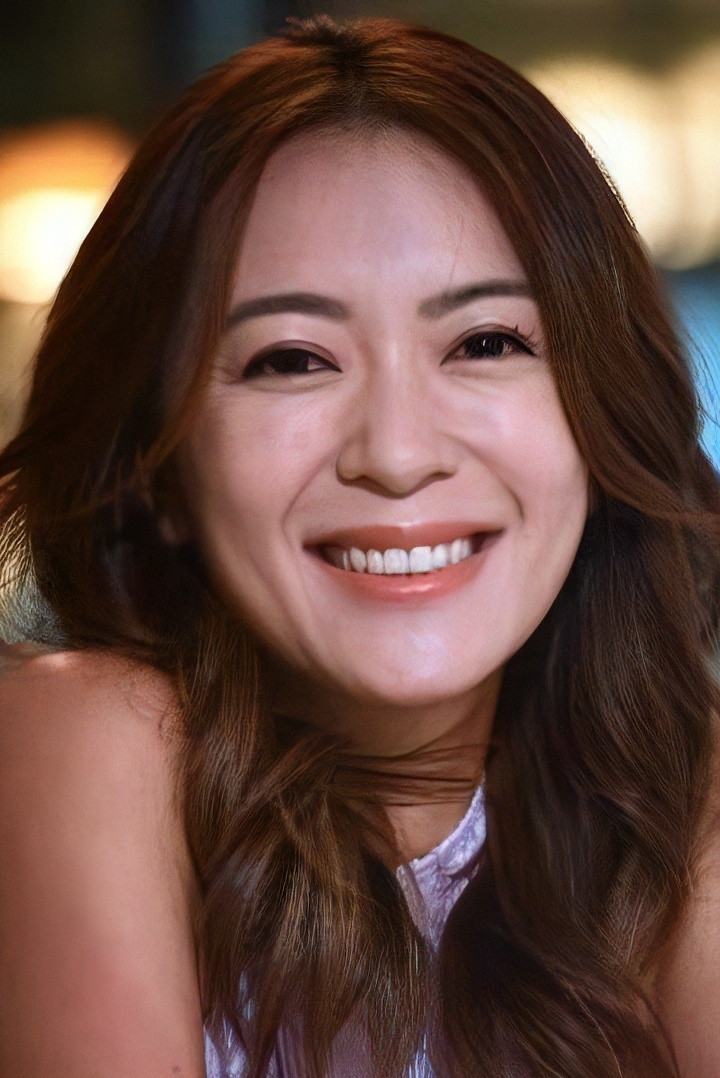 Christy Leung backdrop