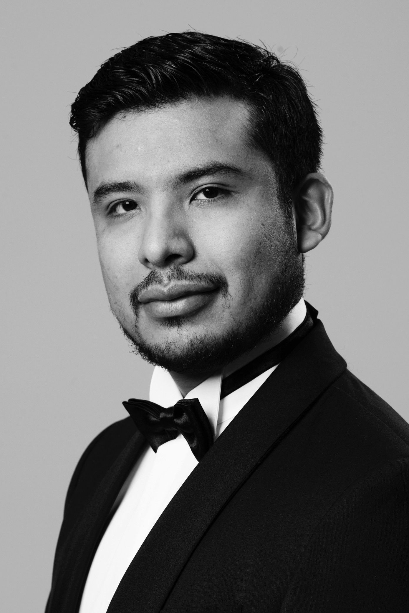 José Coca Loza backdrop