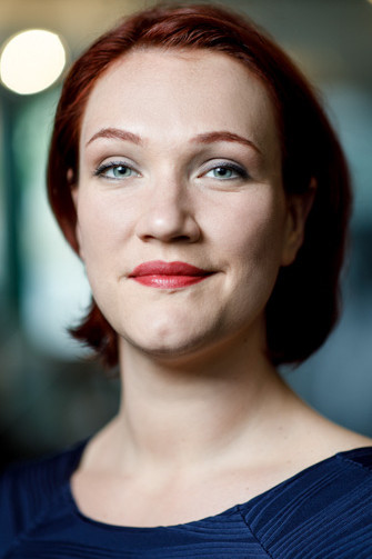 Luise von Garnier backdrop