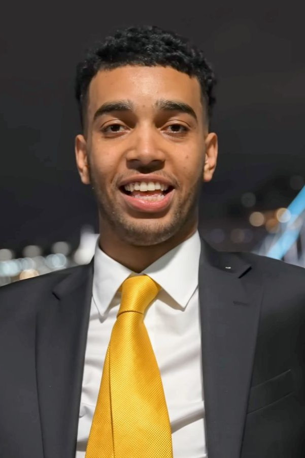 Niko Omilana backdrop