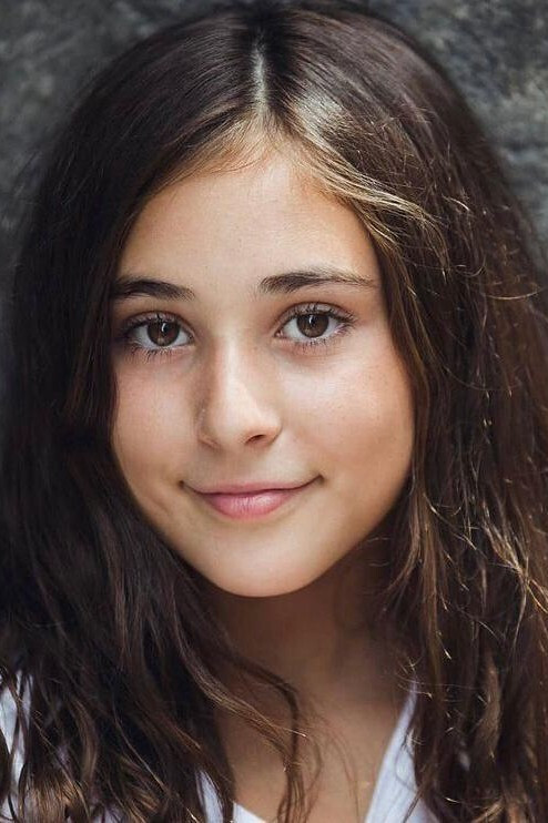 Paula Castellote backdrop