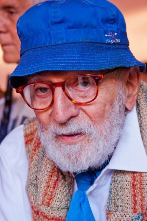 Vittorio Garatti backdrop