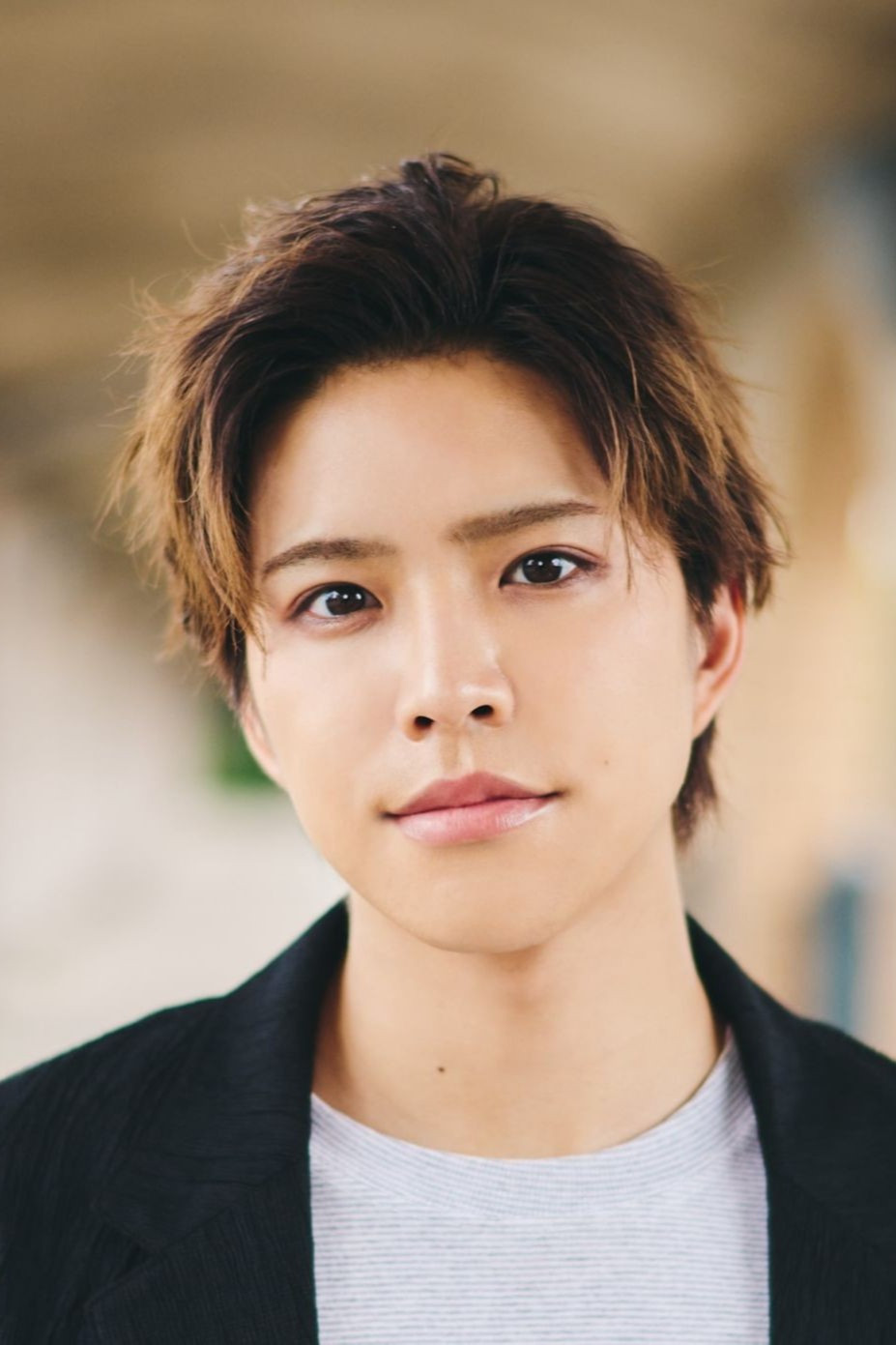 Satsuki Kitano backdrop