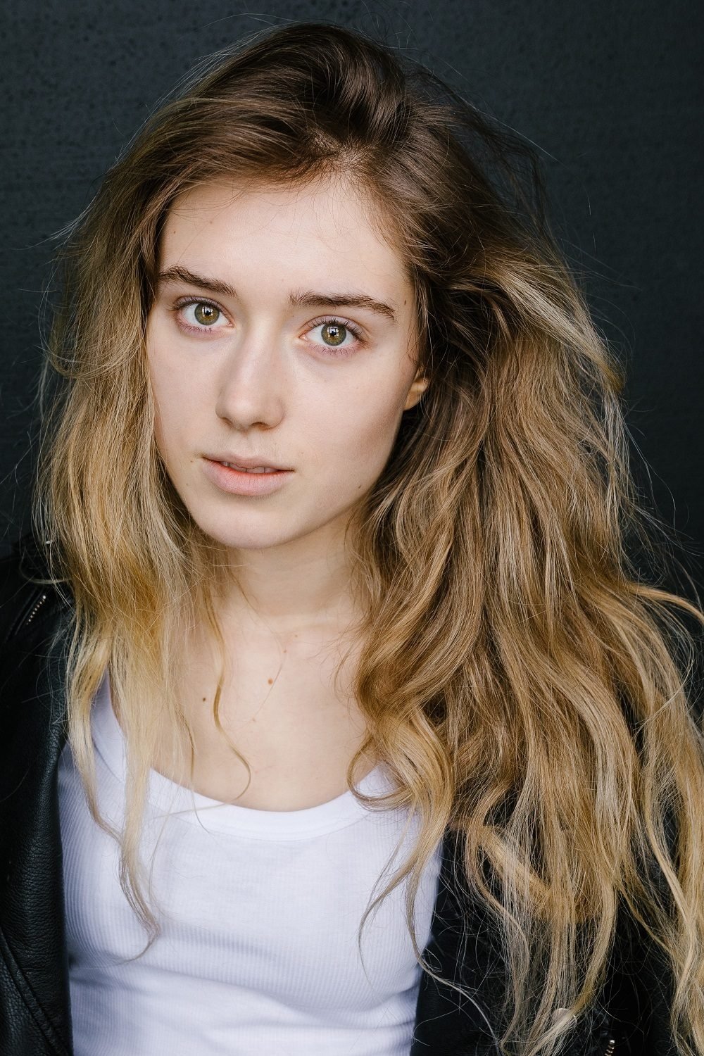 Alyona Dolgolenko backdrop