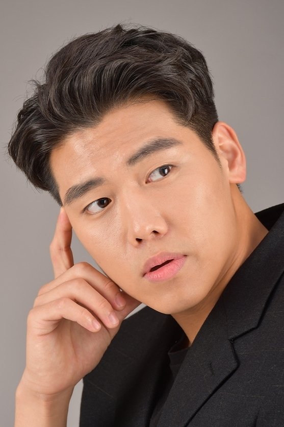 Nam Hyeon-woo backdrop