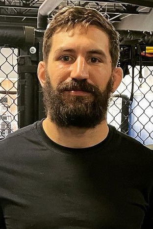 Bryce Logan backdrop